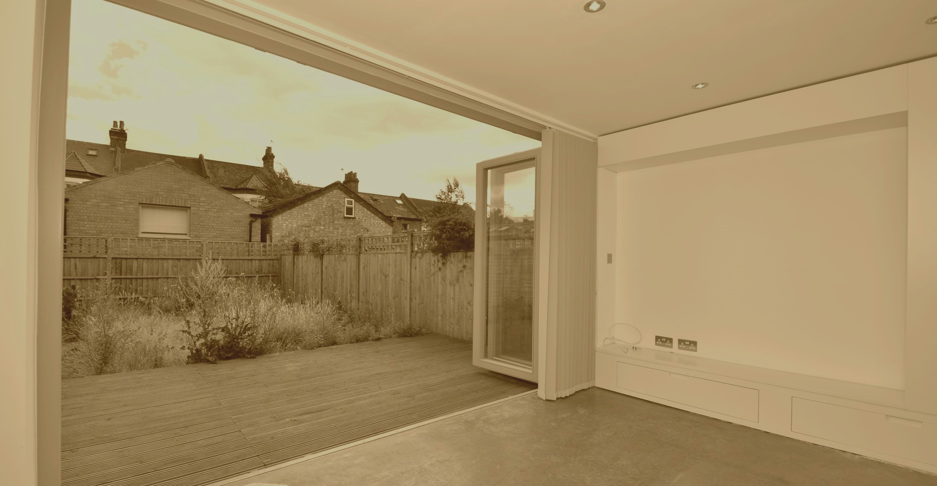Slider, Glaziers in Banstead, Woodmansterne, SM7